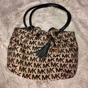 MICHAEL KORS HANDBAG